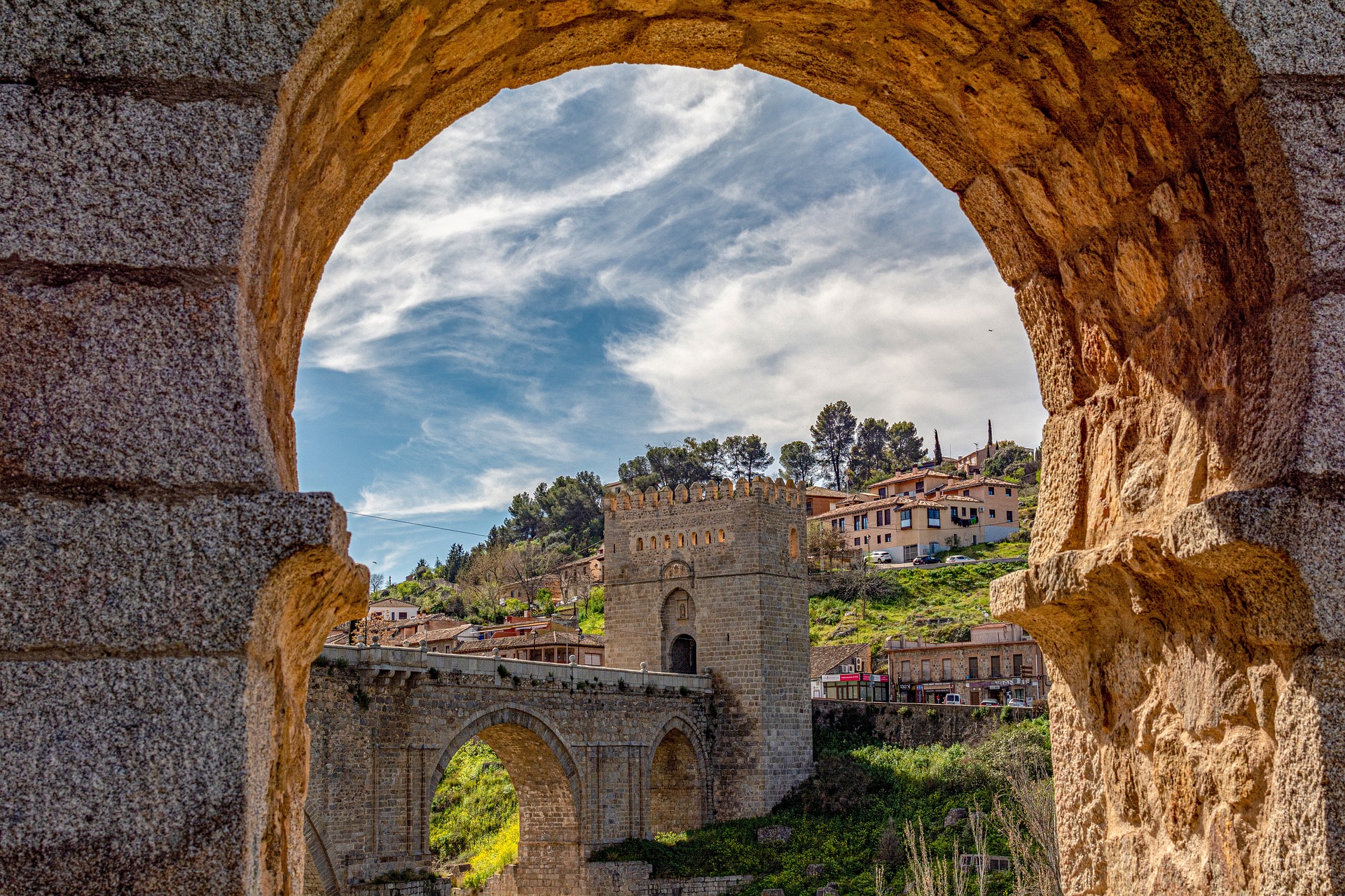 toledo-g816efb752_1920.jpg
